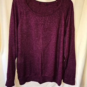 Burgundy lightweight long sleeve sweater/top